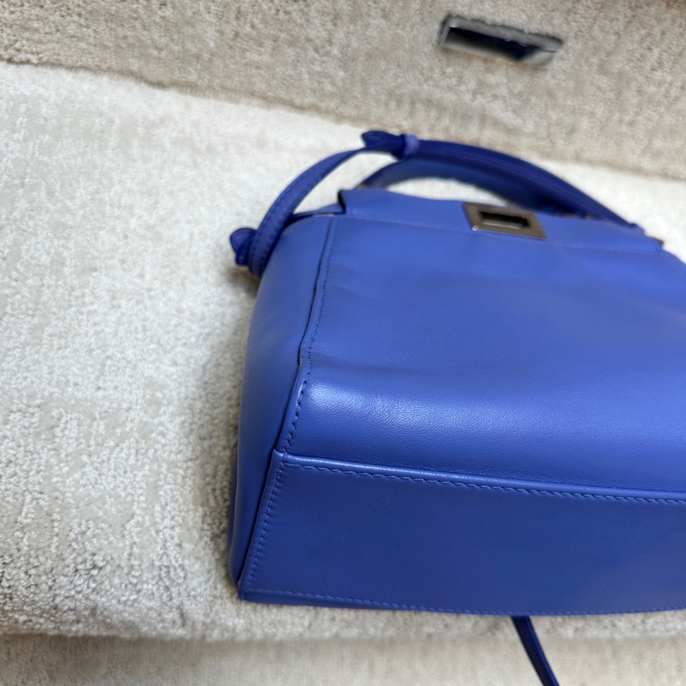 Fendi Mini Peekaboo in purple lilac - Picture 10 of 14